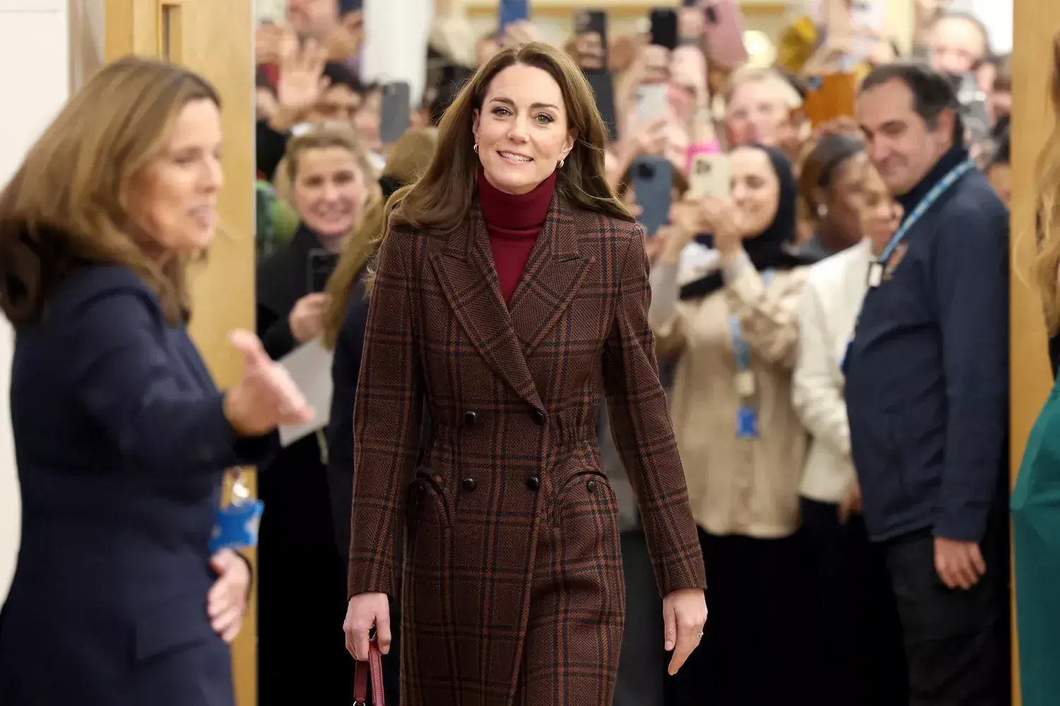 Kate Middleton reveals she is in remission from cancer: 'I remain focused on recovery' Related images #9