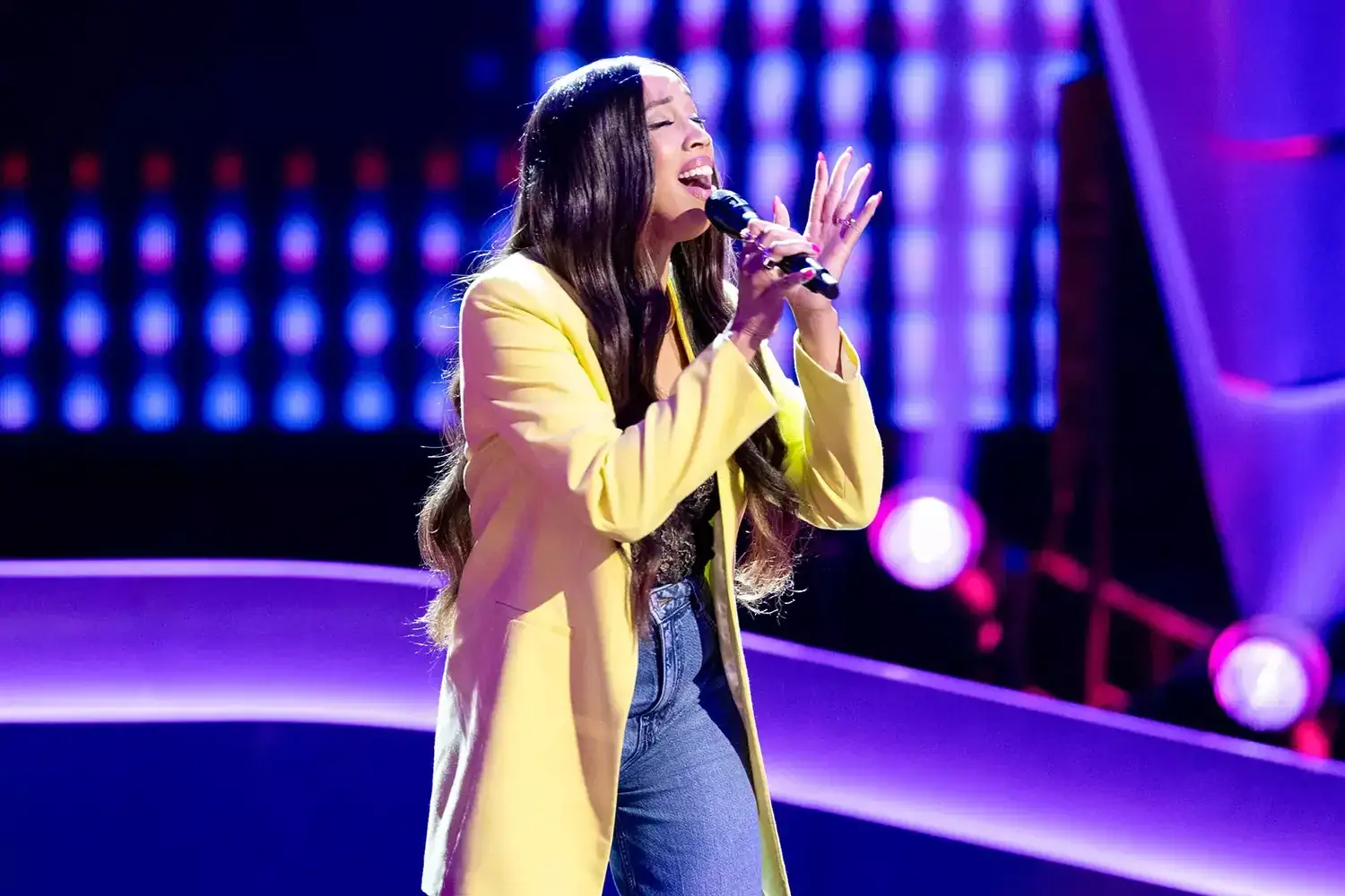 See every contestant who advanced on The Voice season 27 — and which celeb coach's team they're on Illustrations