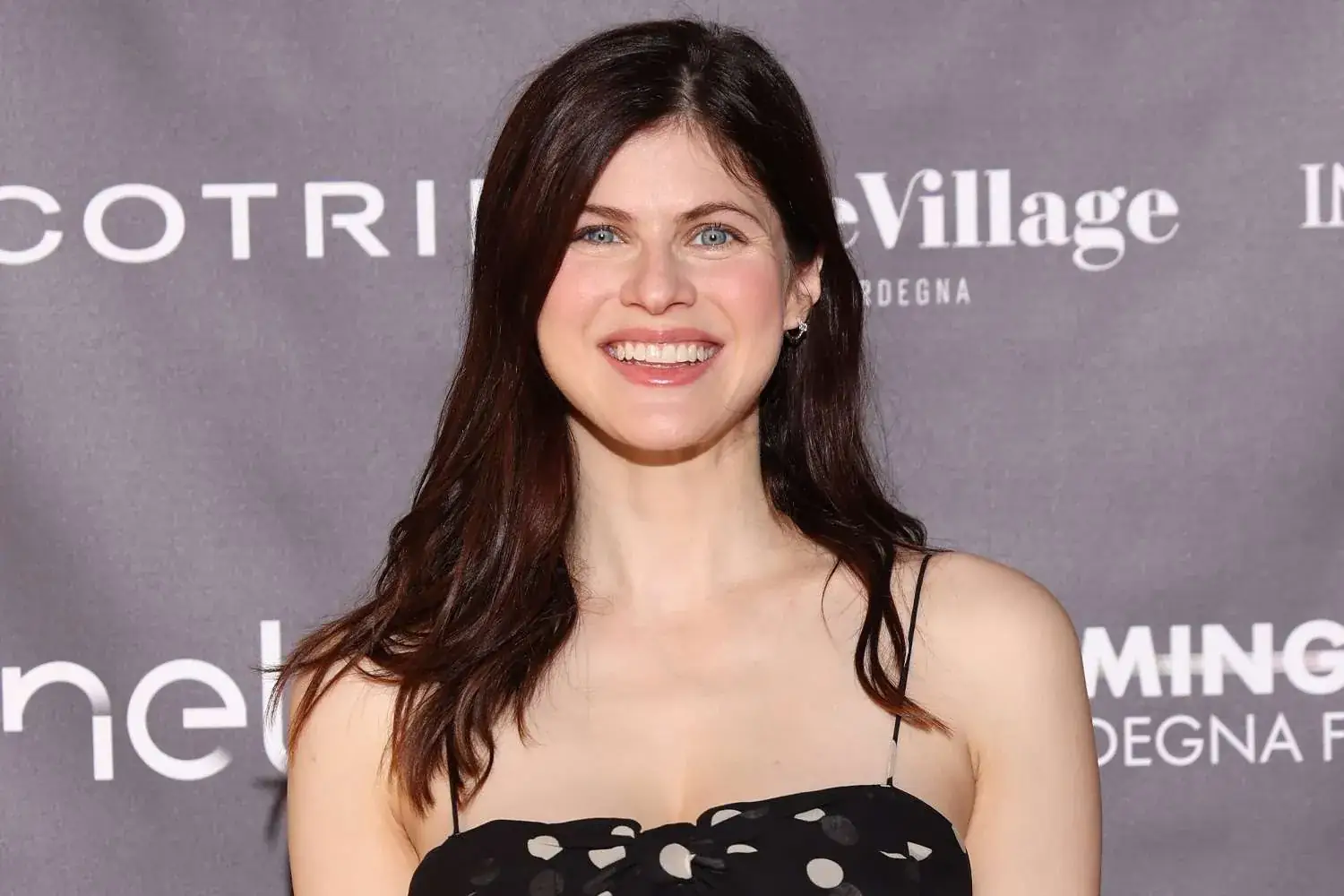 Alexandra Daddario on filming Mayfair Witches while pregnant: 'I was throwing up and having make-out scenes' Cover image