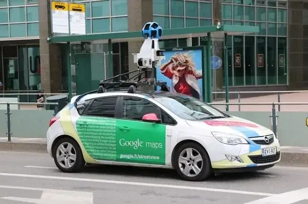 あなたは大丈夫？ 浮気発覚に、迷惑行為…Googleマップに写ってしまった“動かぬ証拠”たち | リアルライブ イラスト