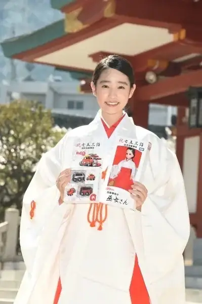 国民的美少女の高橋ひかる 芸能界にようやく慣れてきた | リアルライブ イラスト