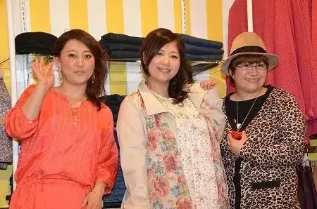 ラブラブな友近＆アジアン馬場園の横でハリセンボン近藤がぶち切れ!? | リアルライブ イラスト