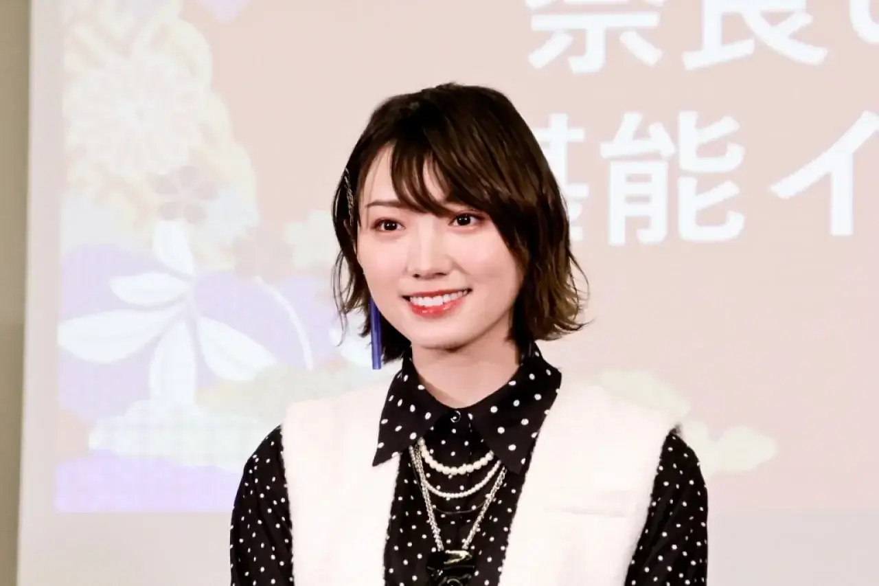 グループ卒業後2年目「地元に帰りたいって思うことも」元NMB48太田夢莉、奈良の思い出を語る | リアルライブ イラスト