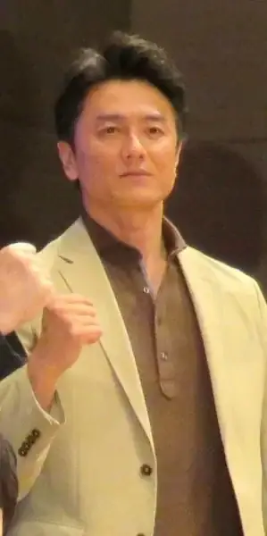 原田龍二、不倫報道で大物の逆鱗に触れそう？ 今後の『相棒』出演は… | リアルライブ イラスト