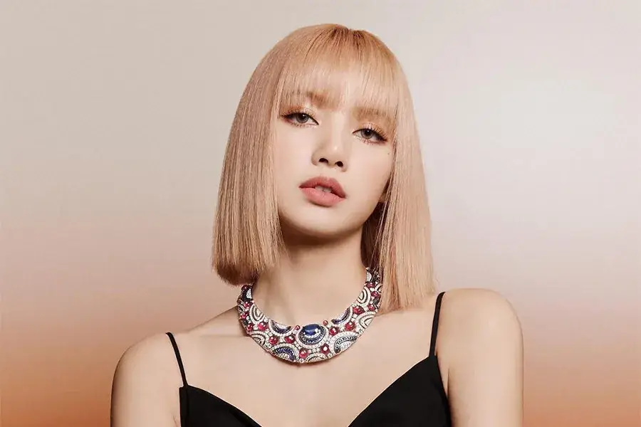 YG Entertainment Shares BLACKPINK's Lisa Is Still In Talks For Contract Renewal 그림